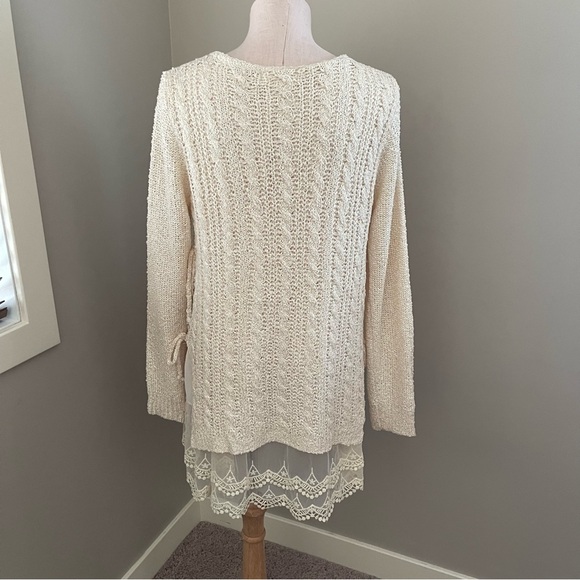 A’REVE Lace Trim Layered Sweater - Picture 2 of 8